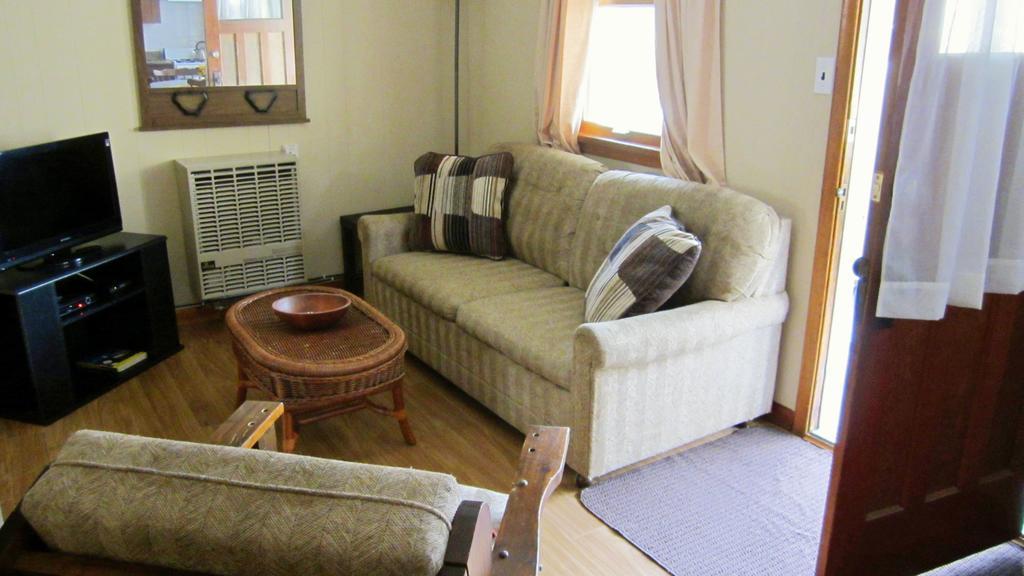 Отель Sunbeam Bungalows Callander Номер фото