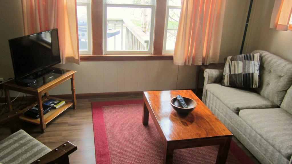 Отель Sunbeam Bungalows Callander Номер фото